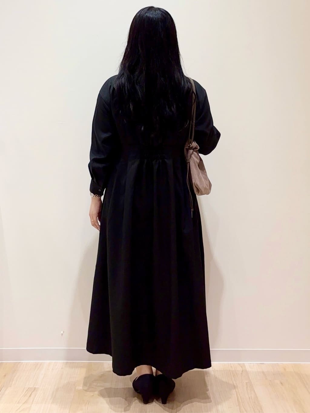 minamiさんの「grove｜品よくまとう、大人のシャツワンピース」を使ったコーディネート