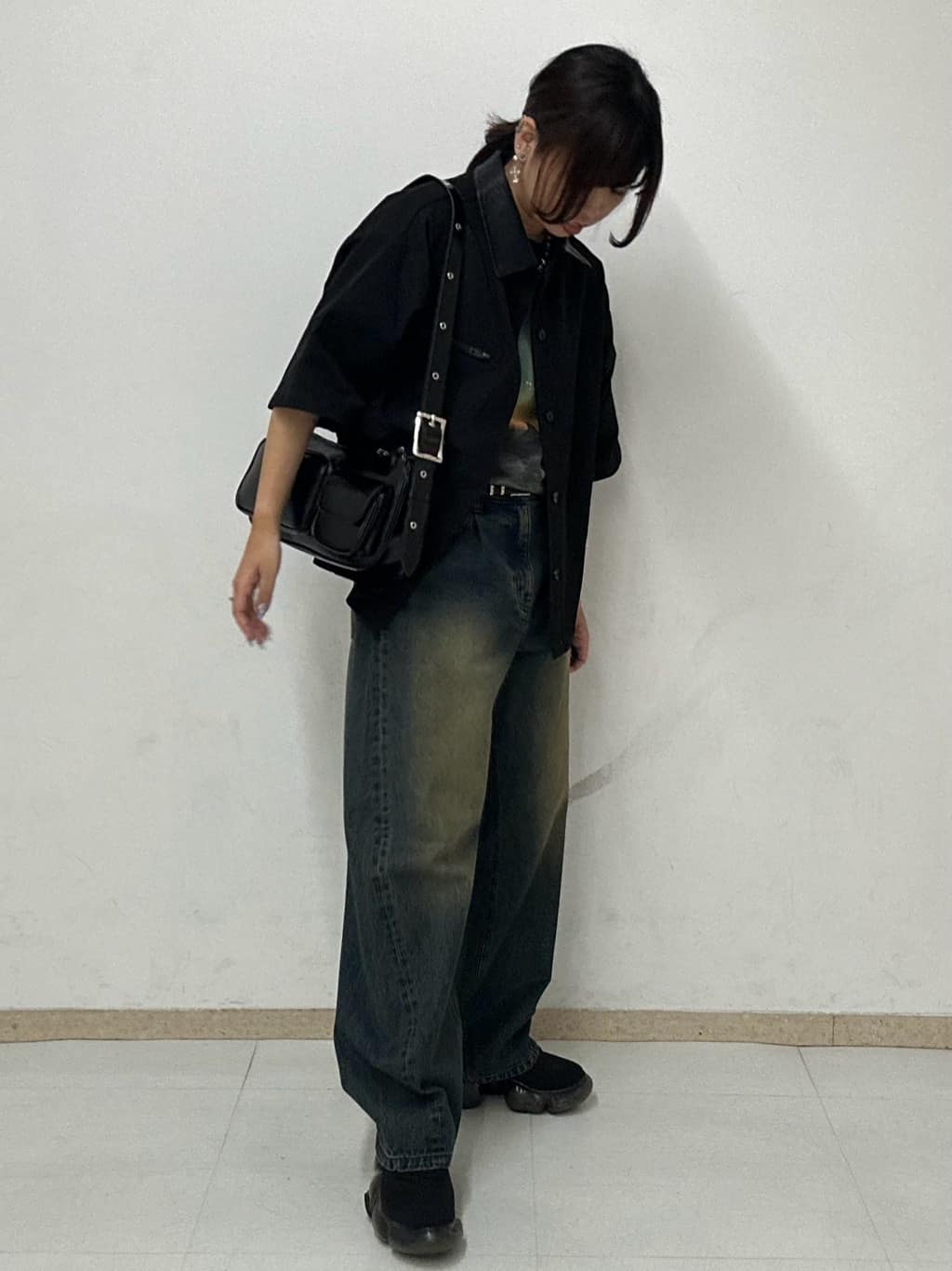 MANAさんの「tk.TAKEO KIKUCHI｜バレルシルエットパンツ（デニム＆カラーパンツ）」を使ったコーディネート