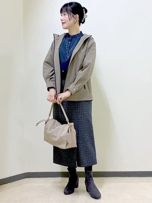  beni_gingerさんの「Reflect｜【さらっと一枚で決まる／重ね着にもおすすめ◎】タックスリーブシャツブラウス」を使ったコーディネート