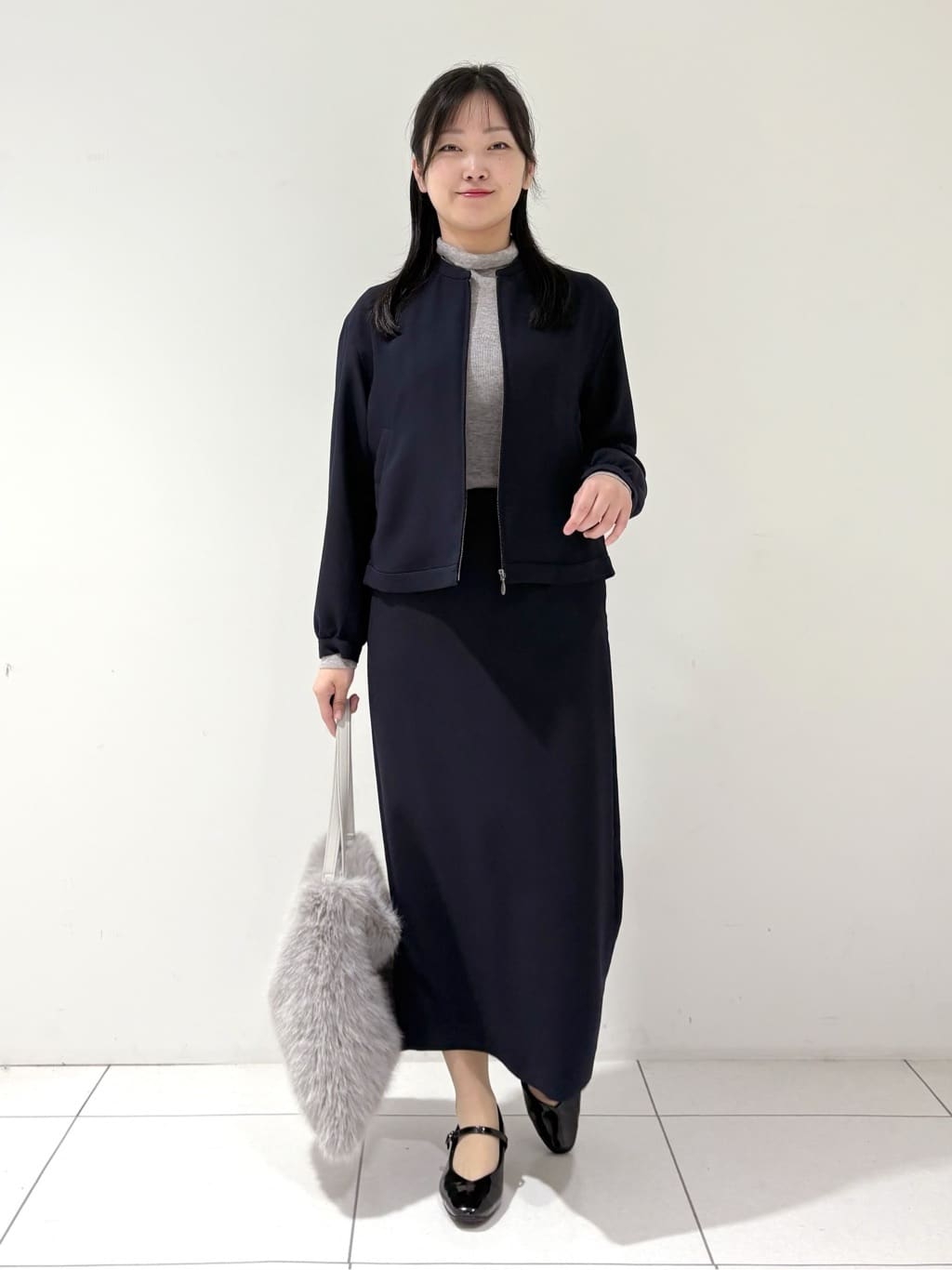 momokoさんの「INDIVI｜【洗える／薄手／ラメ】シアーラメニット」を使ったコーディネート