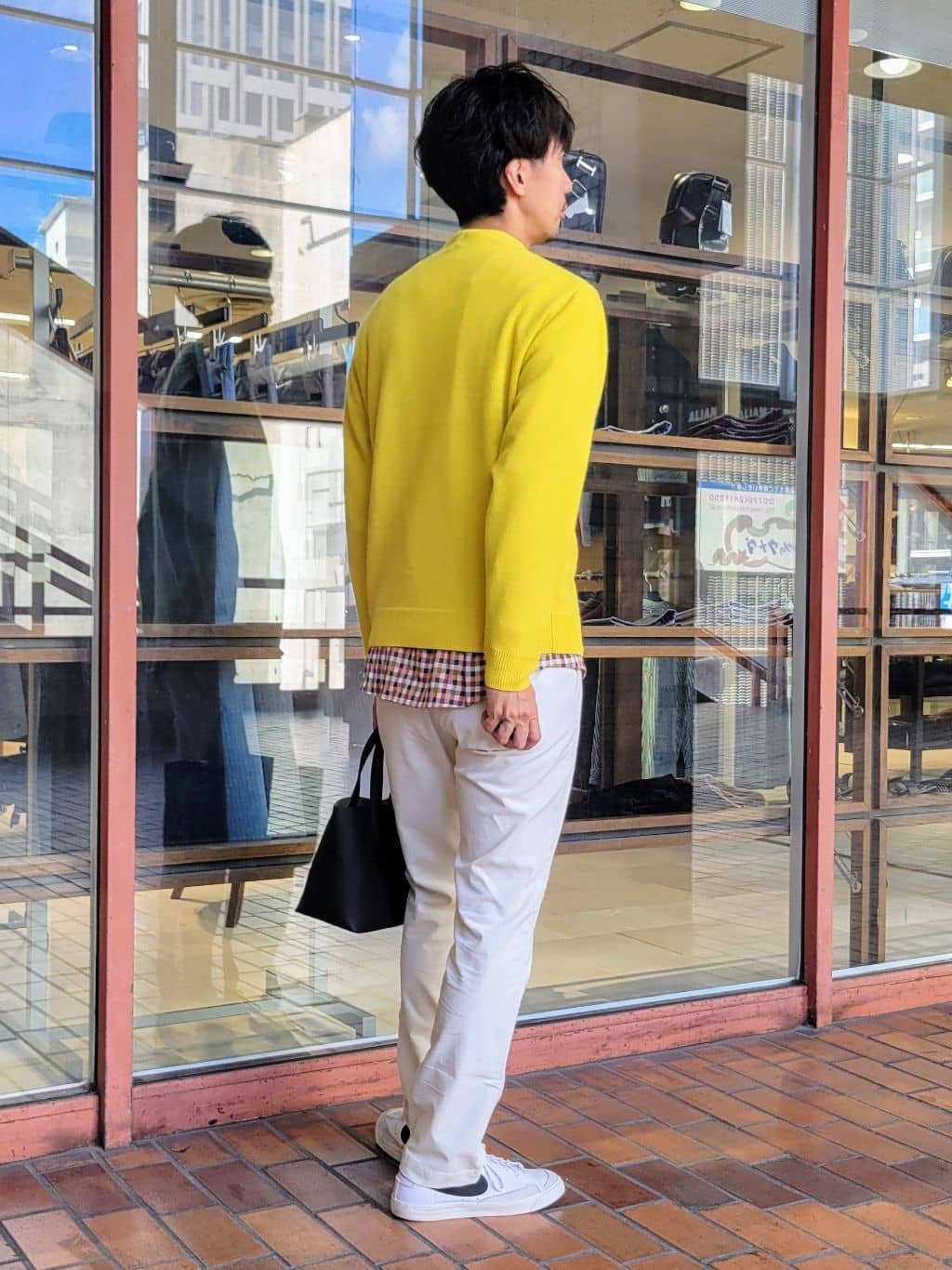 piroyaさんの「TAKEO KIKUCHI｜【Air Palette Knit】ワンポイント カラーニット プルオーバー」を使ったコーディネート