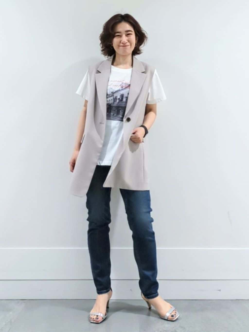 ミズタさんの「UNTITLED｜【Healthy DENIM&times;UNTITLED】別注 R Mrytle（リマートル）テーパードデニム」を使ったコーディネート