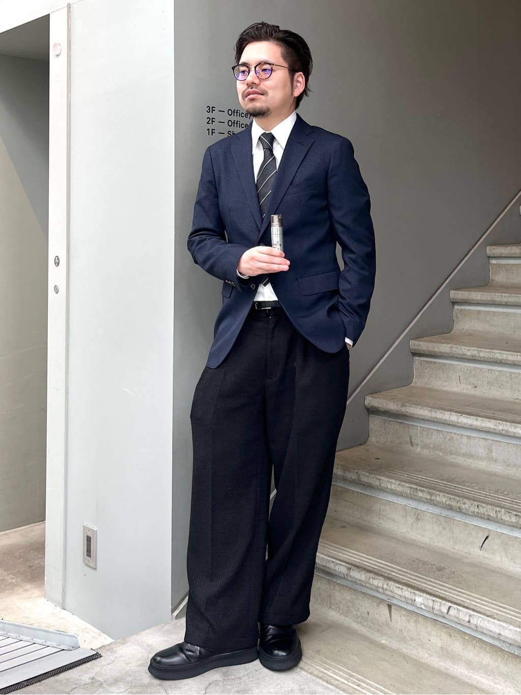 ヨーダさんの「TAKEO KIKUCHI｜【Made in JAPAN】ブロード レギュラーカラー ドレスシャツ」を使ったコーディネート
