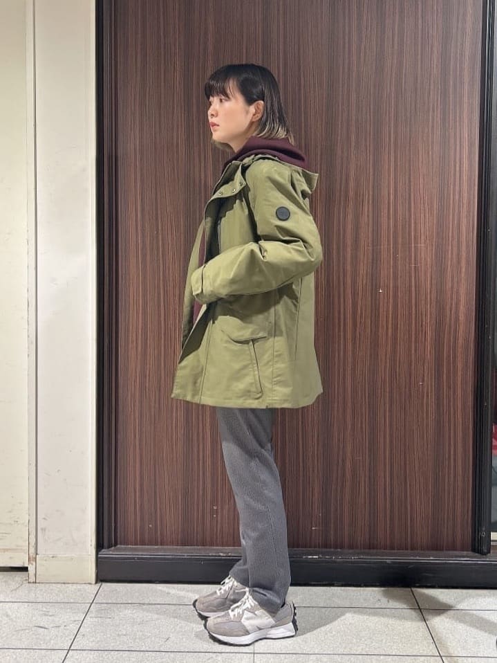 さやさんの「TAKEO KIKUCHI｜【Sサイズ～】エアダン プルオーバー パーカ」を使ったコーディネート