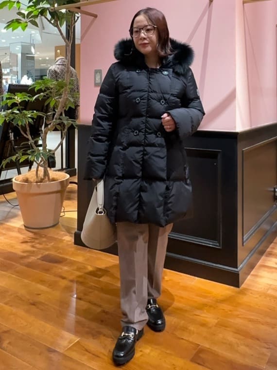 Asamiさんの「DRESSTERIOR｜アルパカブレンドVネックニット」を使ったコーディネート