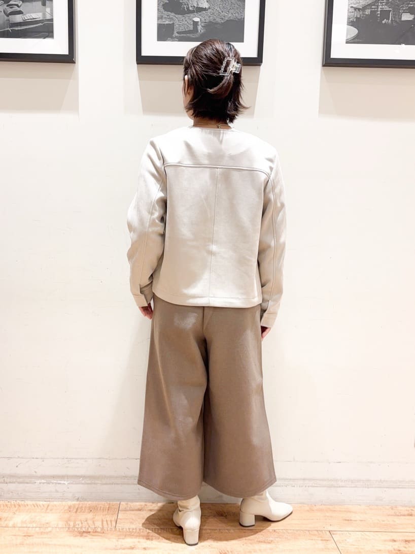 かふぇもか。さんの「SHOO･LA･RUE｜【洗濯機可】美脚見え あったか圧縮ニット ガウチョパンツ」を使ったコーディネート