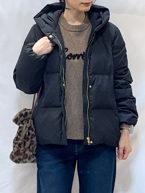 𝐇𝐢𝐫𝐨𝐦𝐢さんの「SHOO･LA･RUE｜【撥水/洗える】ショートフーディーダウン」を使ったコーディネート