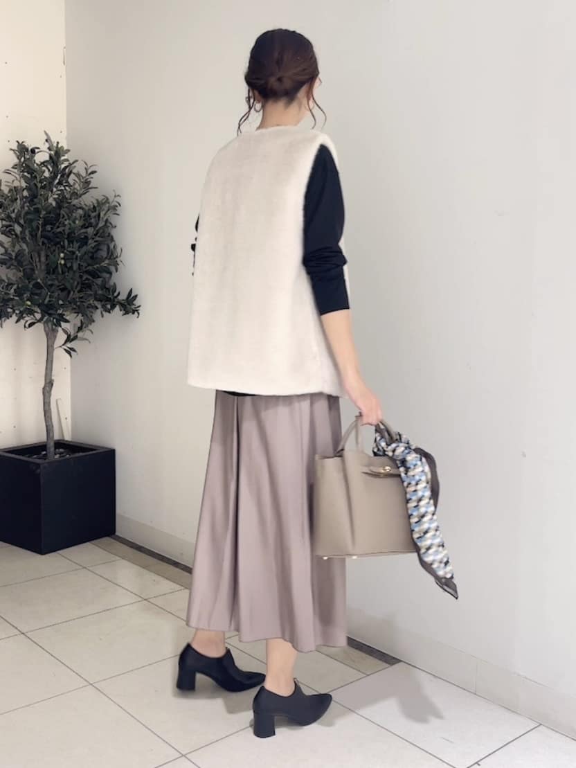 shioriさんの「INDIVI｜ミンク調フェイクファージレ」を使ったコーディネート