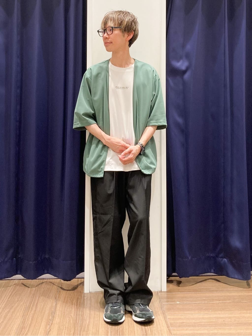 つーじーさんの「THE SHOP TK｜五分袖カーディガン+半袖Tシャツセットアイテム 洗濯機OK」を使ったコーディネート