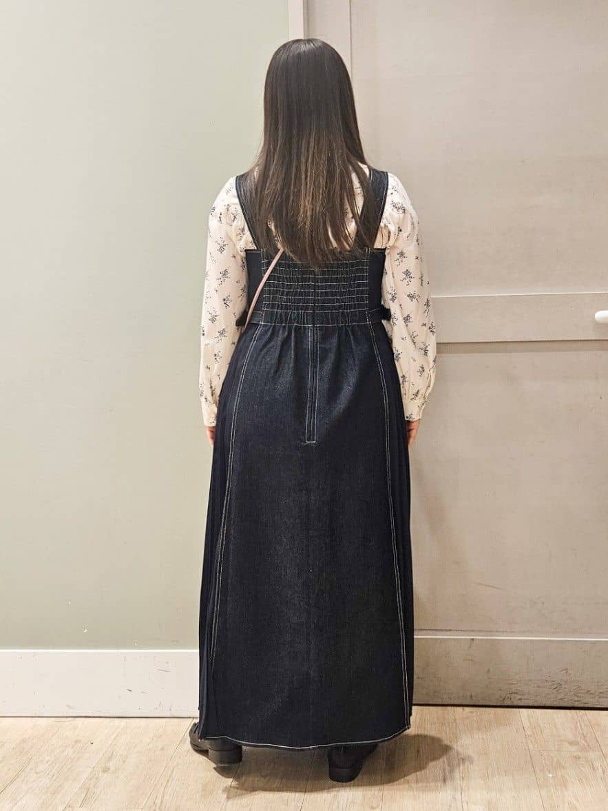 maiさんの「grove｜キレイに決まる!脇プリーツジャンドレ」を使ったコーディネート
