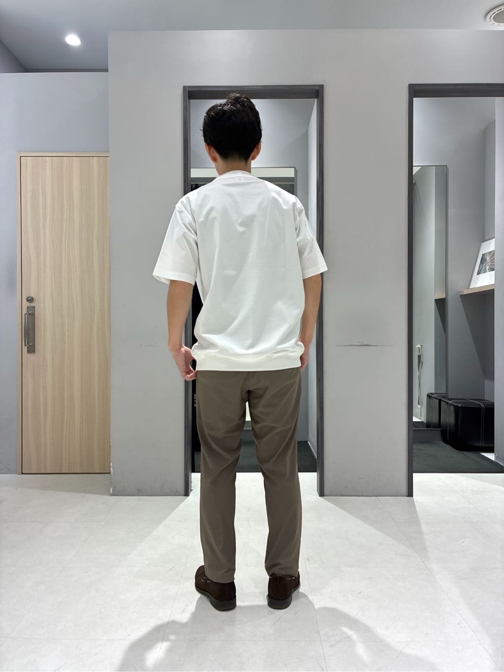 わいずみさんの「TAKEO KIKUCHI｜【抗菌防臭／5サイズ展開】ハイゲージポンチ Tシャツ」を使ったコーディネート