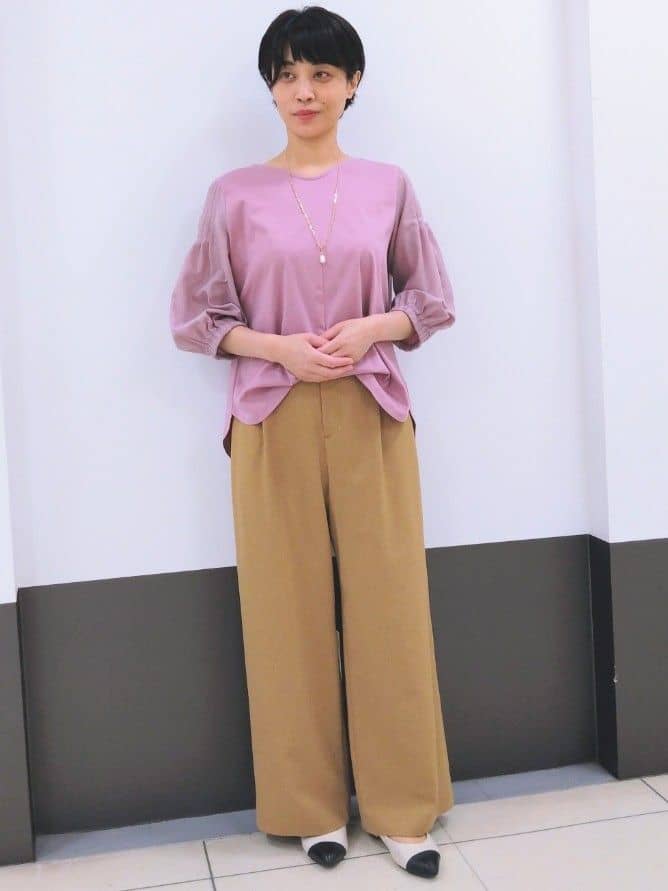 GMさんの「Reflect｜◆【スカートにもパンツにも合わせやすい】キレイめTブラウス」を使ったコーディネート