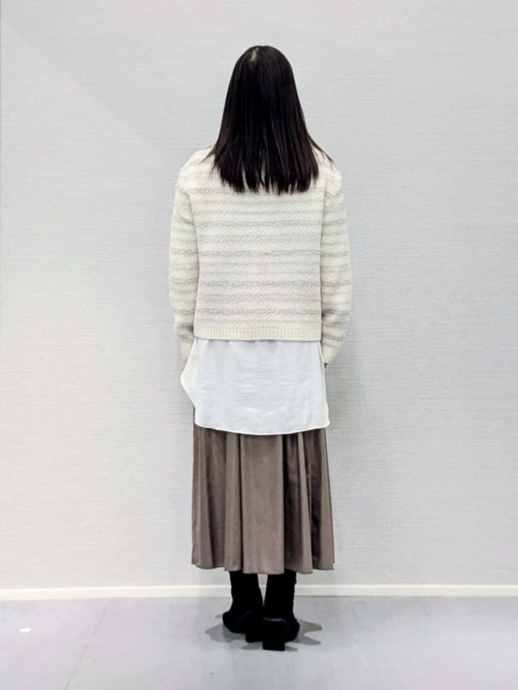makkyさんの「UNTITLED｜【ツイード調/コンパクト丈】ブークレーボートネックニット」を使ったコーディネート