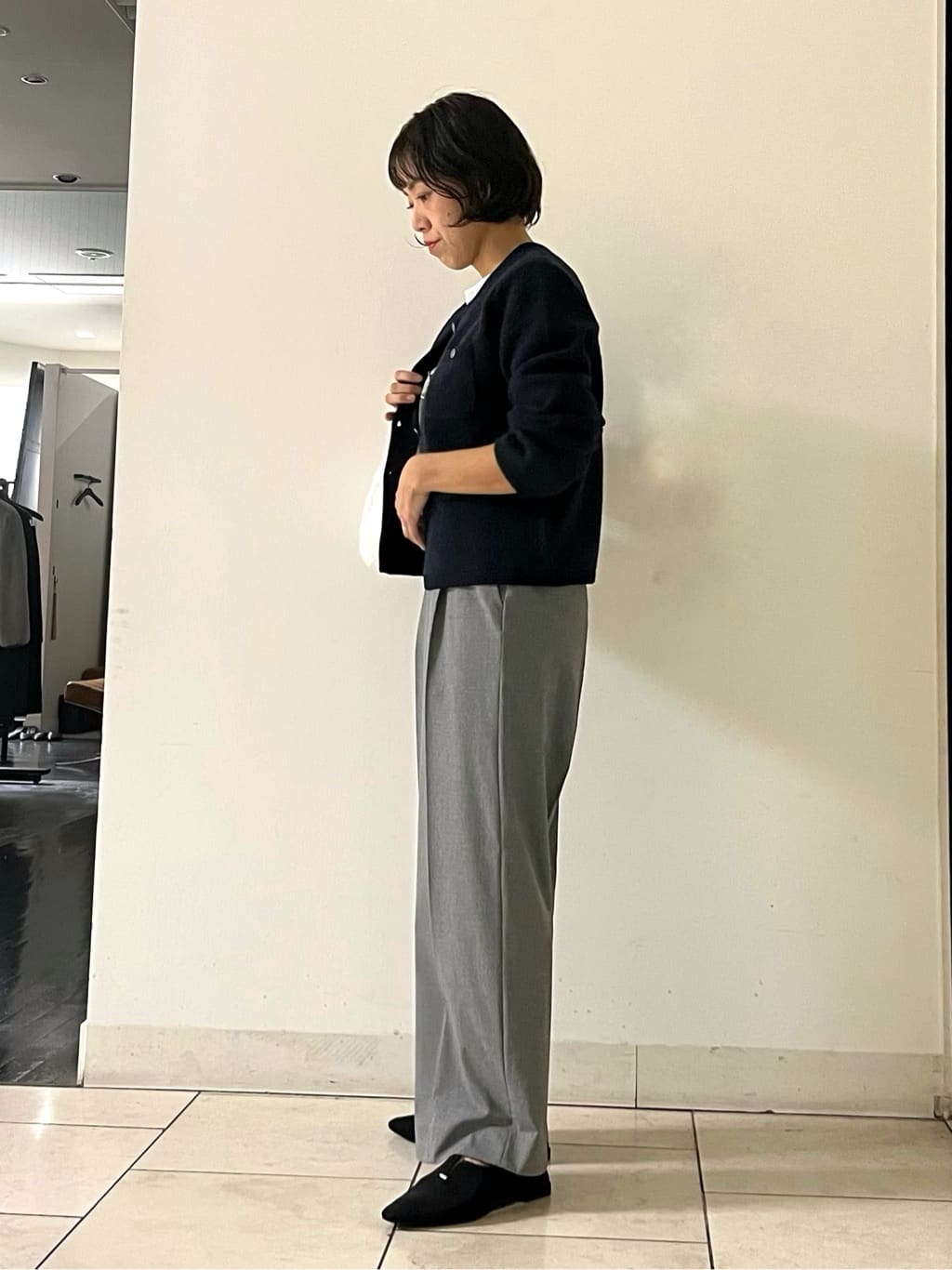 mihoさんの「INDIVI｜【UVケア】プリントフォトロングTシャツ」を使ったコーディネート