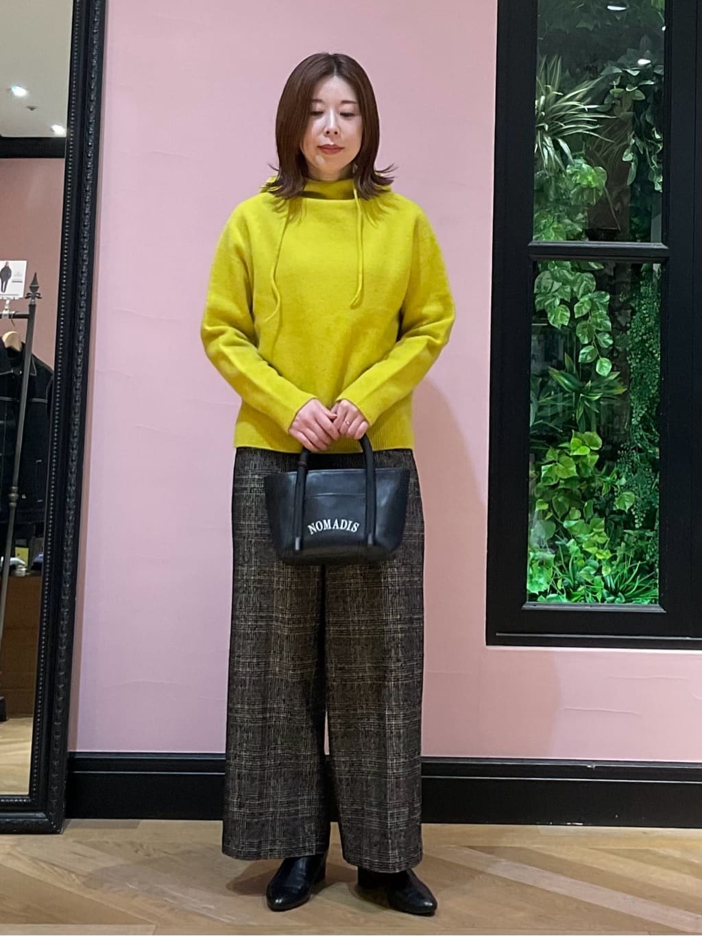 maruさんの「DRESSTERIOR｜カシミヤブレンドフードニット」を使ったコーディネート