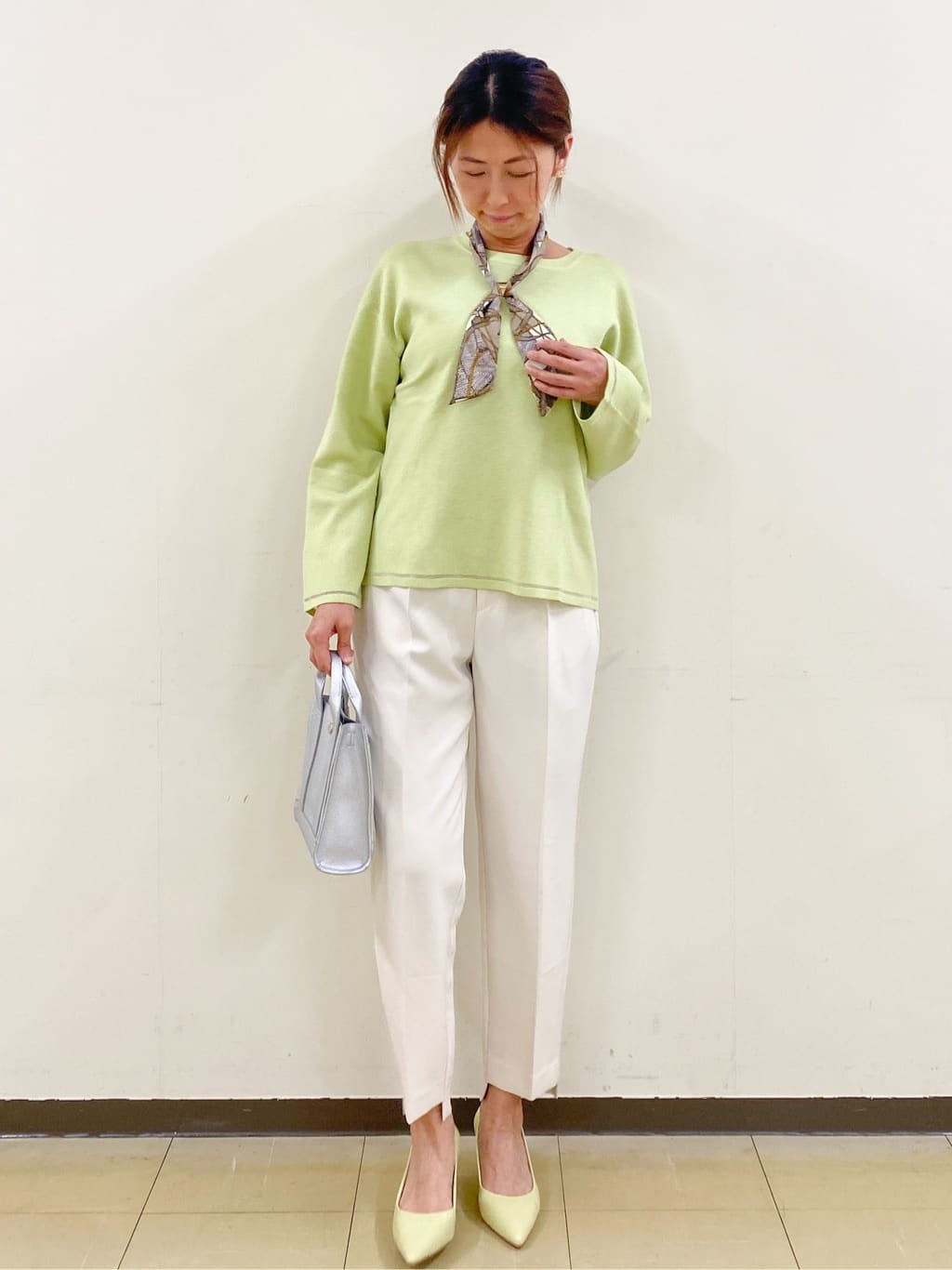 miさんの「index｜◆【抗菌防臭加工／低反発クッション】名品　ポインテッドトゥパンプス」を使ったコーディネート