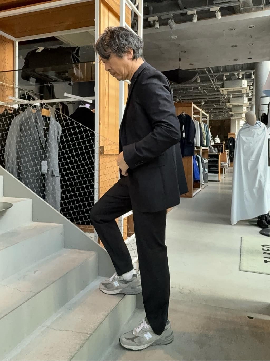 デザイナーTAKEman さんの「TAKEO KIKUCHI｜【360&deg;ストレッチ／セットアップ対応】None Of Stress ジャケット」を使ったコーディネート