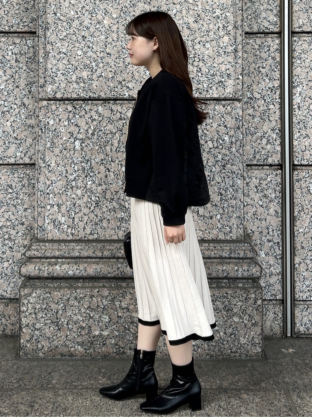 sayaさんの「OPAQUE.CLIP｜キルティング切替ノーカラーブルゾン【洗濯機OK】」を使ったコーディネート