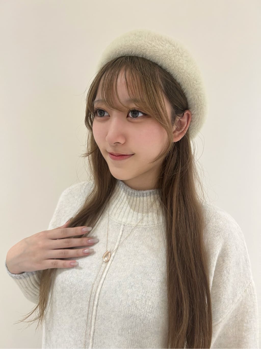 ゆめさんの「grove｜【洗える】ふんわりウール混オーバーサイズニット」を使ったコーディネート