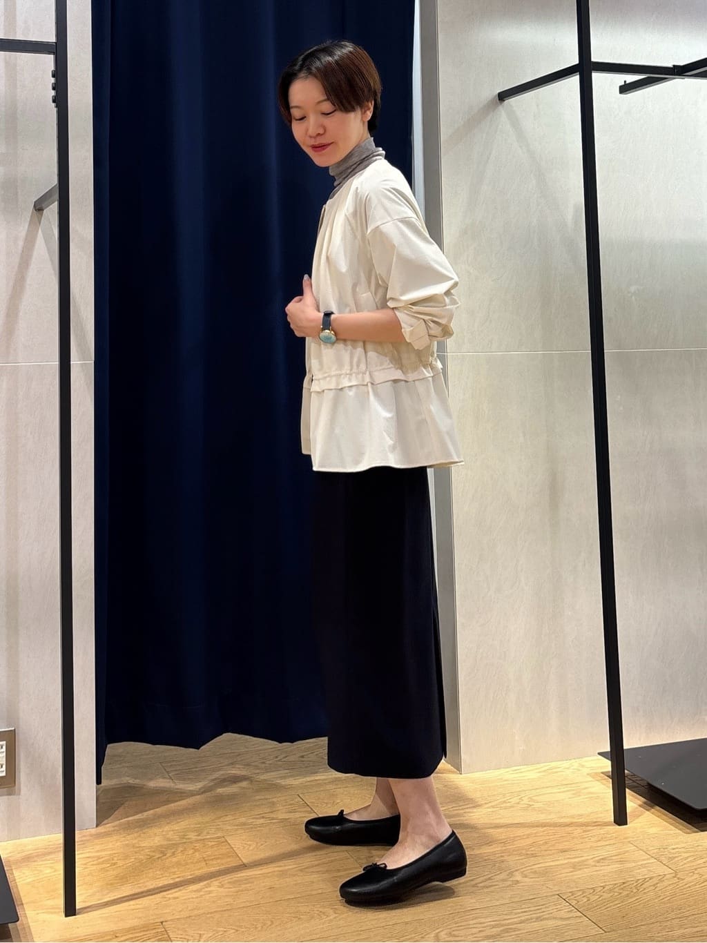 kanaeさんの「INDIVI｜【洗える／薄手／ラメ】シアーラメニット」を使ったコーディネート