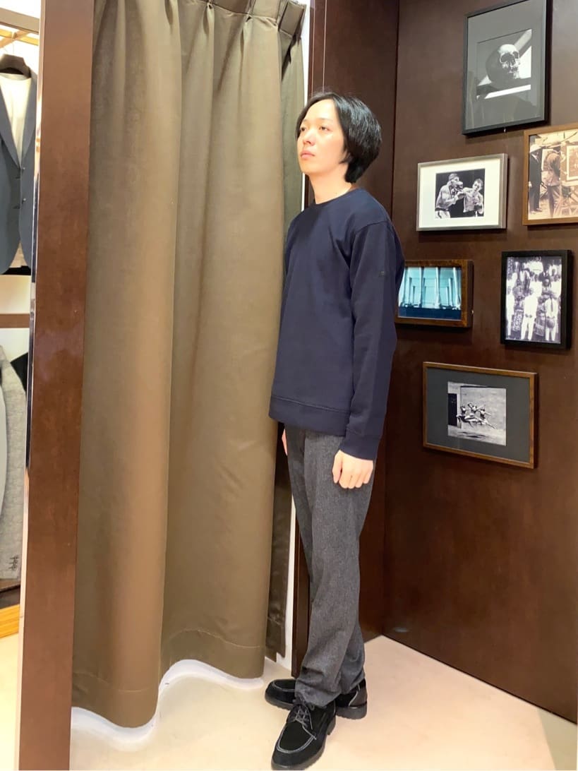 コバヤシさんの「TAKEO KIKUCHI｜【ONOFF対応】TRダブルニット ストレッチパンツ」を使ったコーディネート