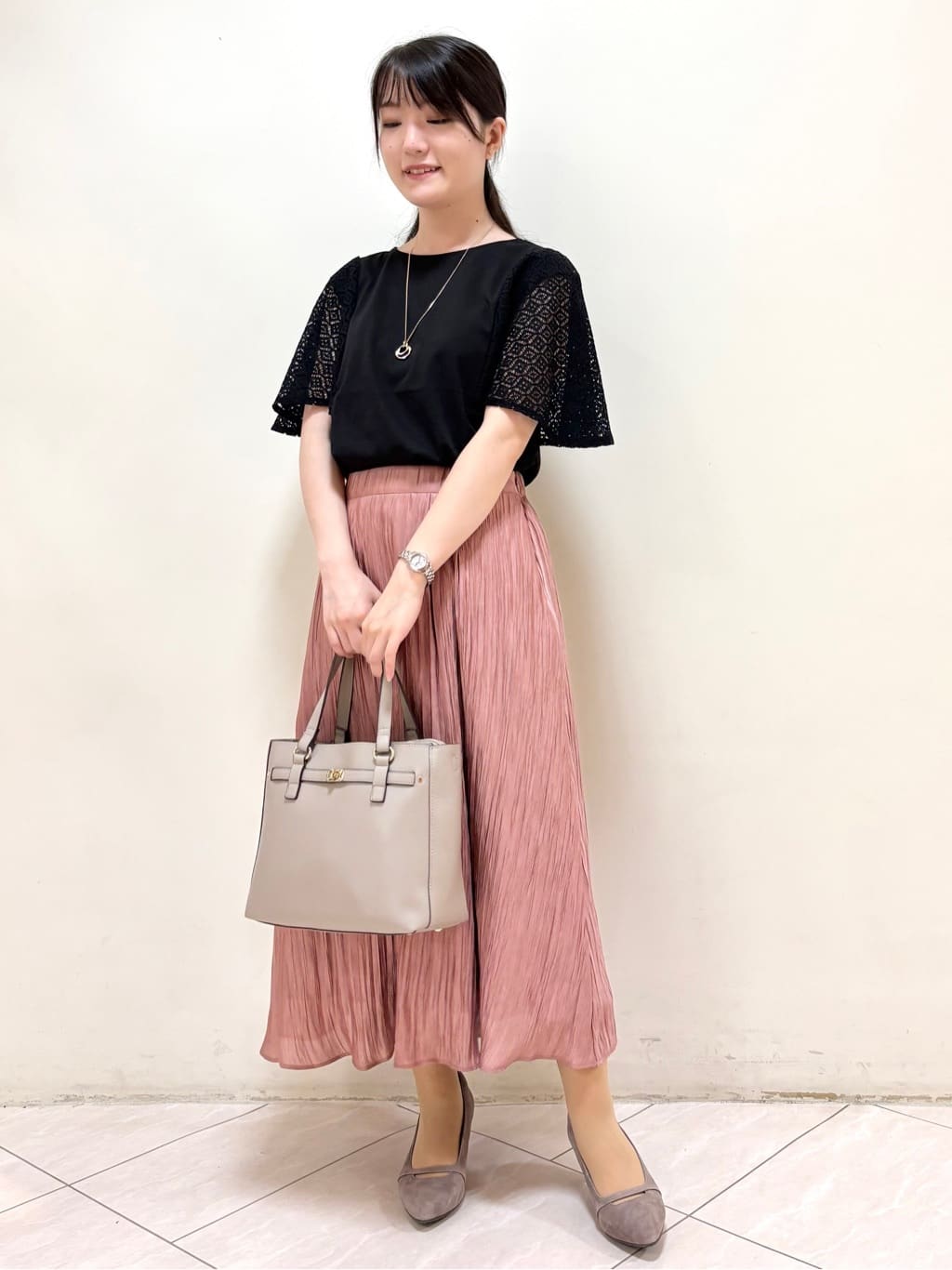 mikiさんの「Reflect｜幾何レーススリーブプルオーバージャージ」を使ったコーディネート