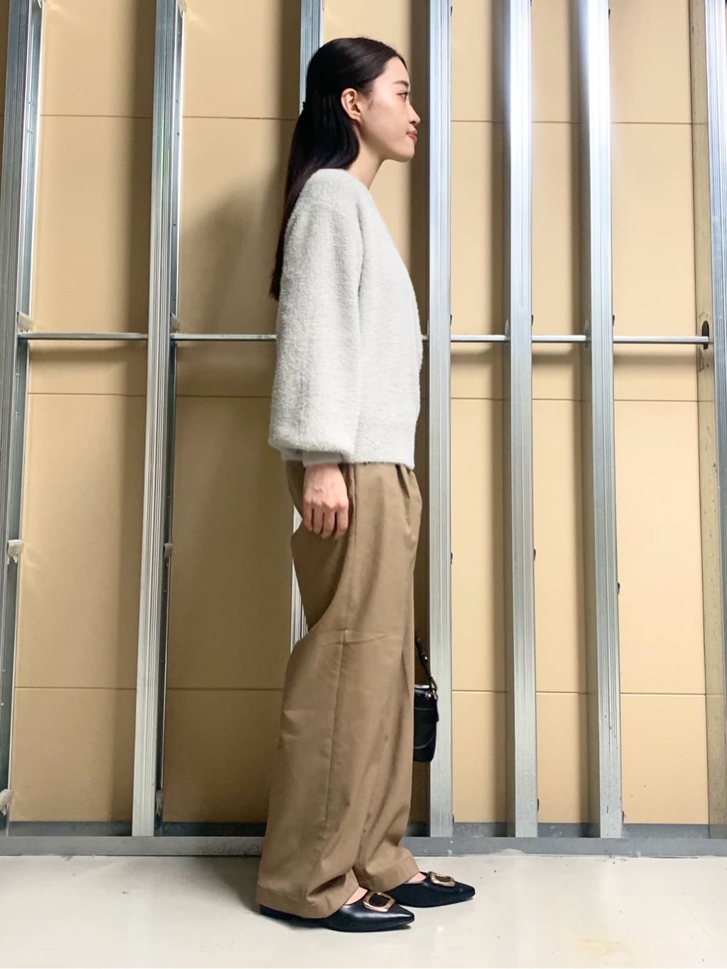 sahoさんの「THE SHOP TK｜【洗える】上品にきらめく フェザーラメニット」を使ったコーディネート