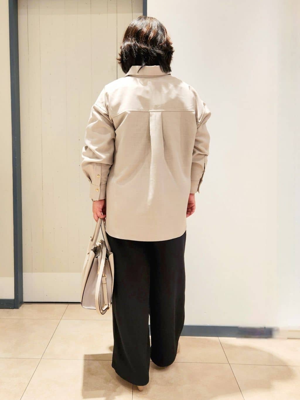 minoriさんの「grove｜【カセット服/選べる着丈】洗濯機で洗えるオーバーシャツ」を使ったコーディネート