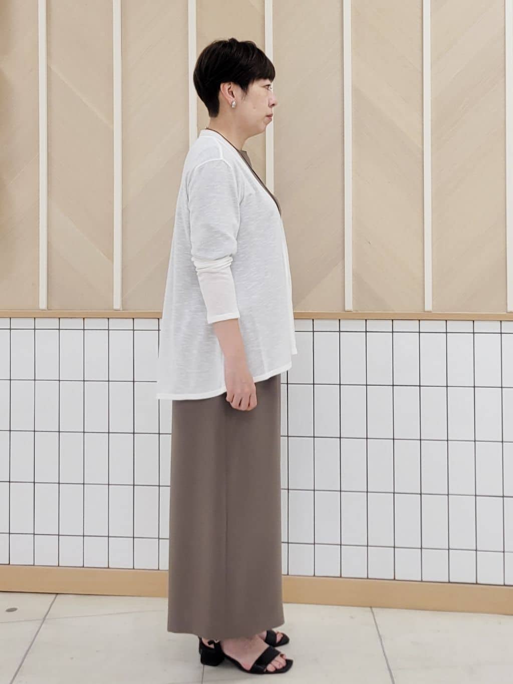 tomoさんの「COUP DE CHANCE｜【洗える】着流しカーディガン」を使ったコーディネート