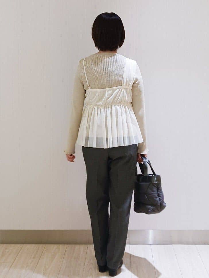 KaHoさんの「index｜ウールライクストレッチテーパードパンツ／セットアップ対応【洗濯機OK】」を使ったコーディネート