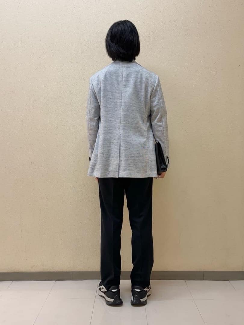 及川さんの「TAKEO KIKUCHI｜【尾州織】リネンブレンド メッシュ ジャケット」を使ったコーディネート