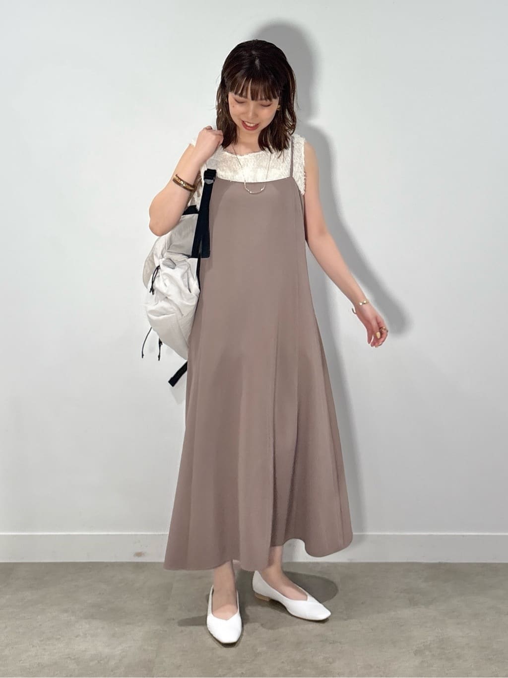 ねねさんの「INDIVI｜【UVケア】エアリージョーゼット キャミワンピース」を使ったコーディネート