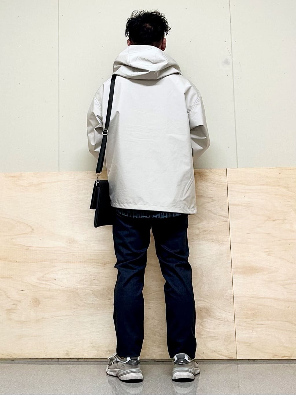 KENJI Iさんの「THE SHOP TK｜【オールシーズン穿ける！】7DAYSストレッチへリンボンパンツ　ON&hArr;OFF兼用」を使ったコーディネート