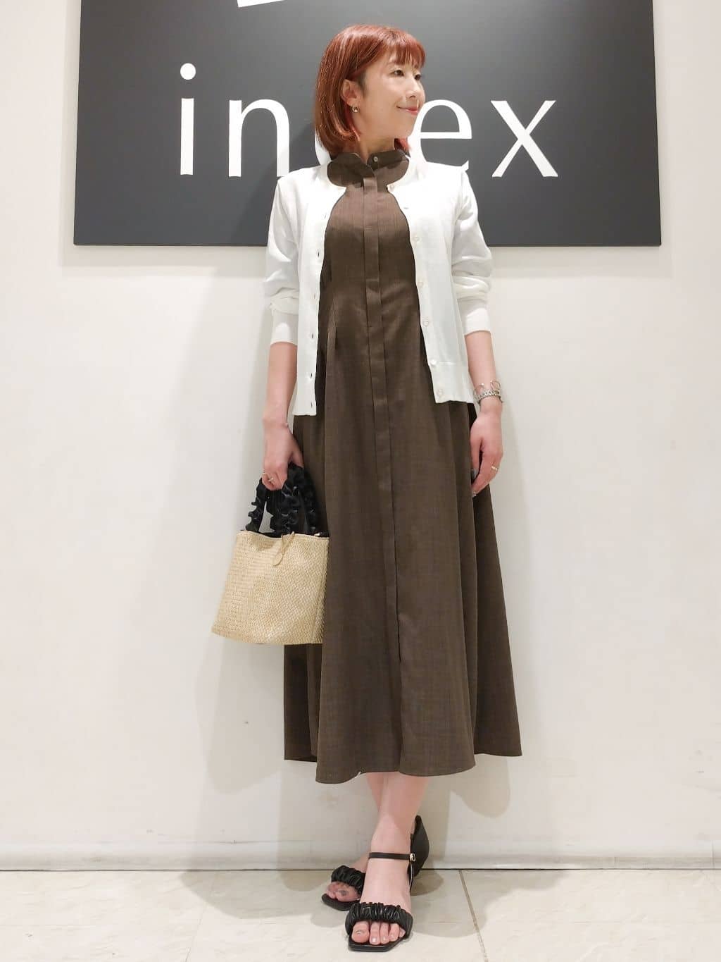n.さんの「index｜◆【2WAY】雑材フリル持ち手バッグ」を使ったコーディネート
