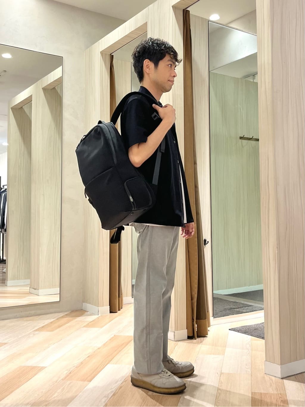 URAさんの「TAKEO KIKUCHI｜【COOL CITY WEAR】エアートール オープンカラーシャツ /接触冷感・通気性」を使ったコーディネート