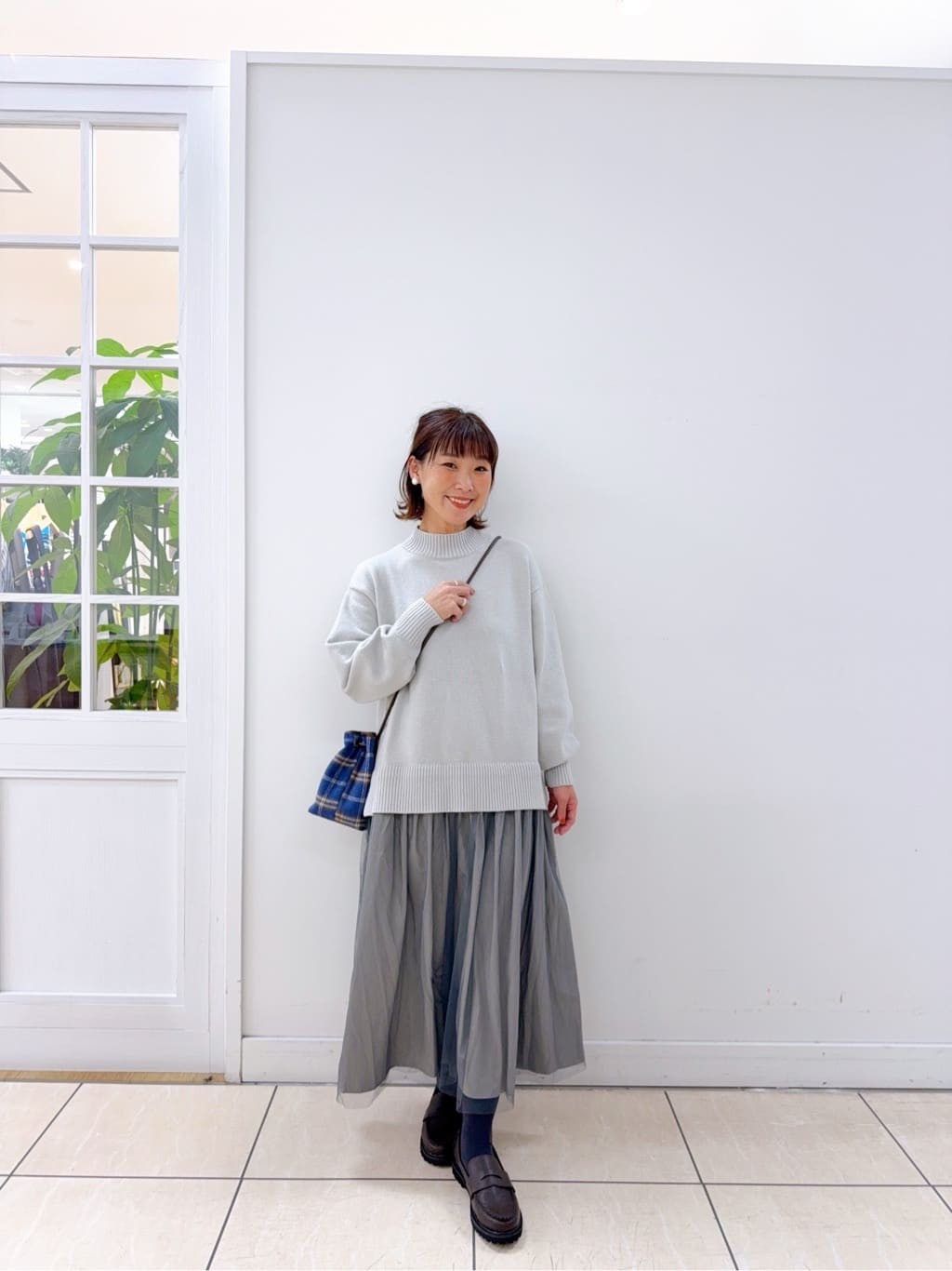 Osawaさんの「Dessin｜ウール混クルーネックコート」を使ったコーディネート