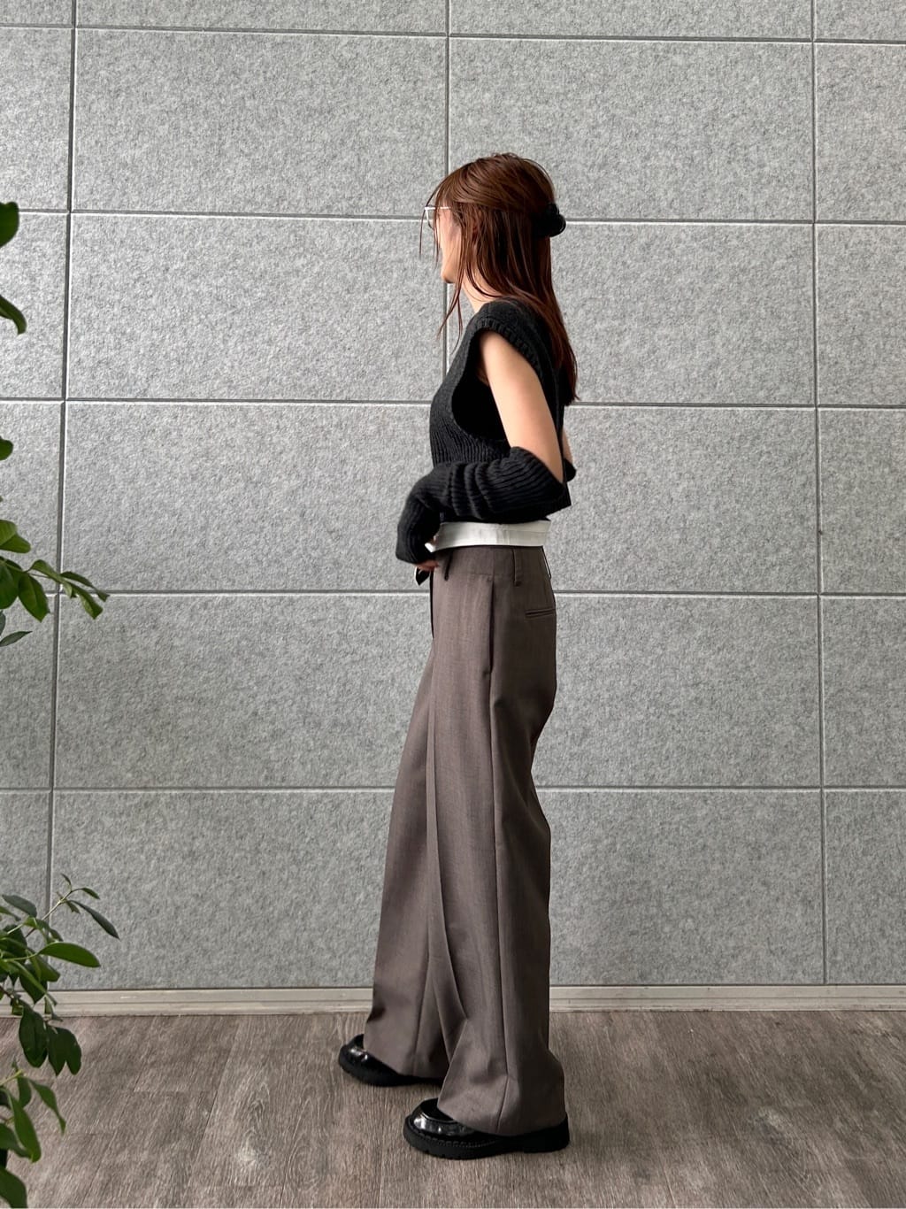 harunaさんの「CODE A｜dual form vest knit」を使ったコーディネート