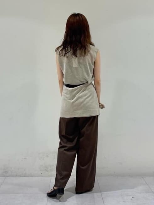 kyokaさんの「UNTITLED｜【アンサンブル可/洗える】シアーノースリーブ プルオーバー」を使ったコーディネート