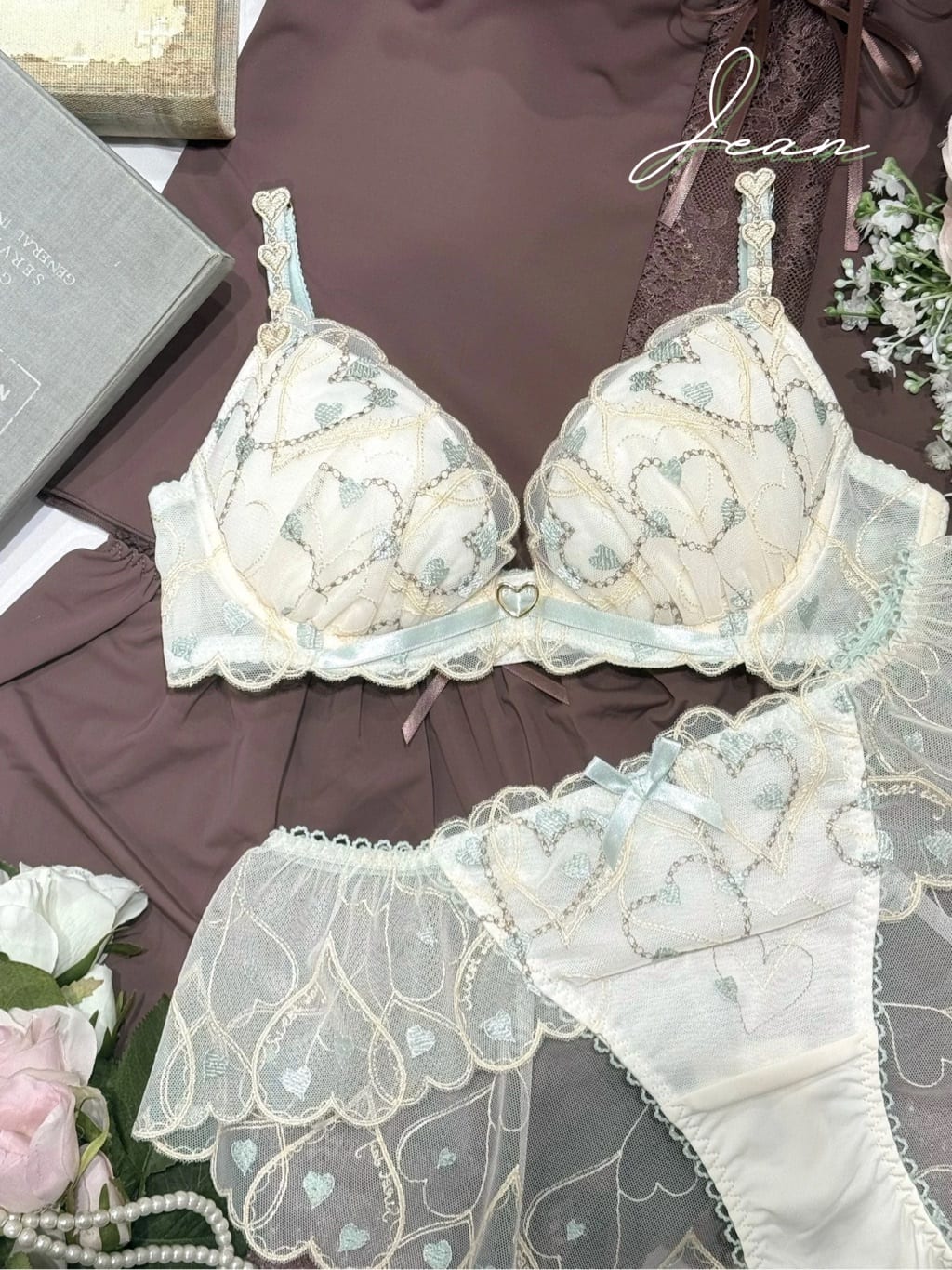 maiさんの「Risa Magli｜ジュア ブラジャー（B-D）＜サイドシェイプ＞」を使ったコーディネート