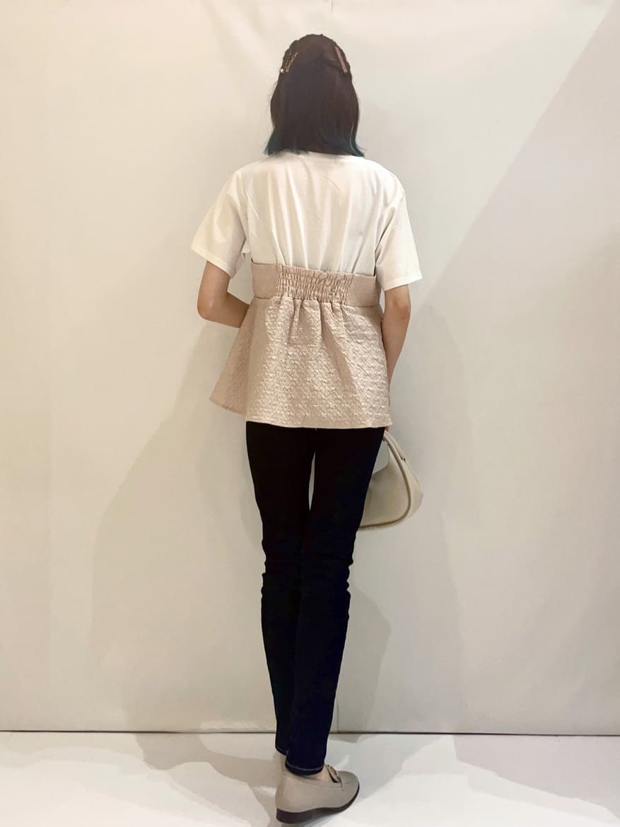 ぶまりんさんの「OPAQUE.CLIP｜ストレッチスキニーパンツ」を使ったコーディネート