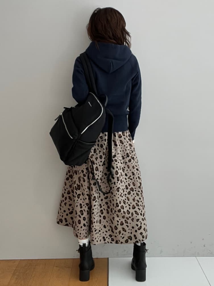 misaさんの「DRESSTERIOR｜◆【DRESSTERIOR定番】【WEB限定サイズあり】吊裏毛 パーカー」を使ったコーディネート