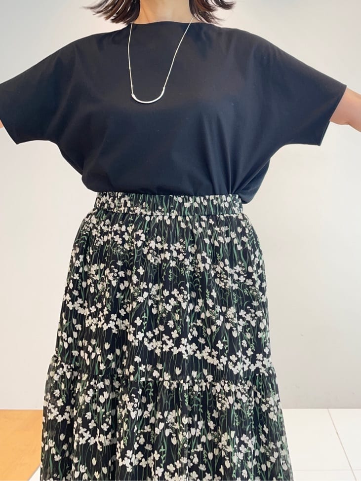 murayamaさんの「INDIVI｜【インナーとしても活躍！】シンプルTシャツ」を使ったコーディネート