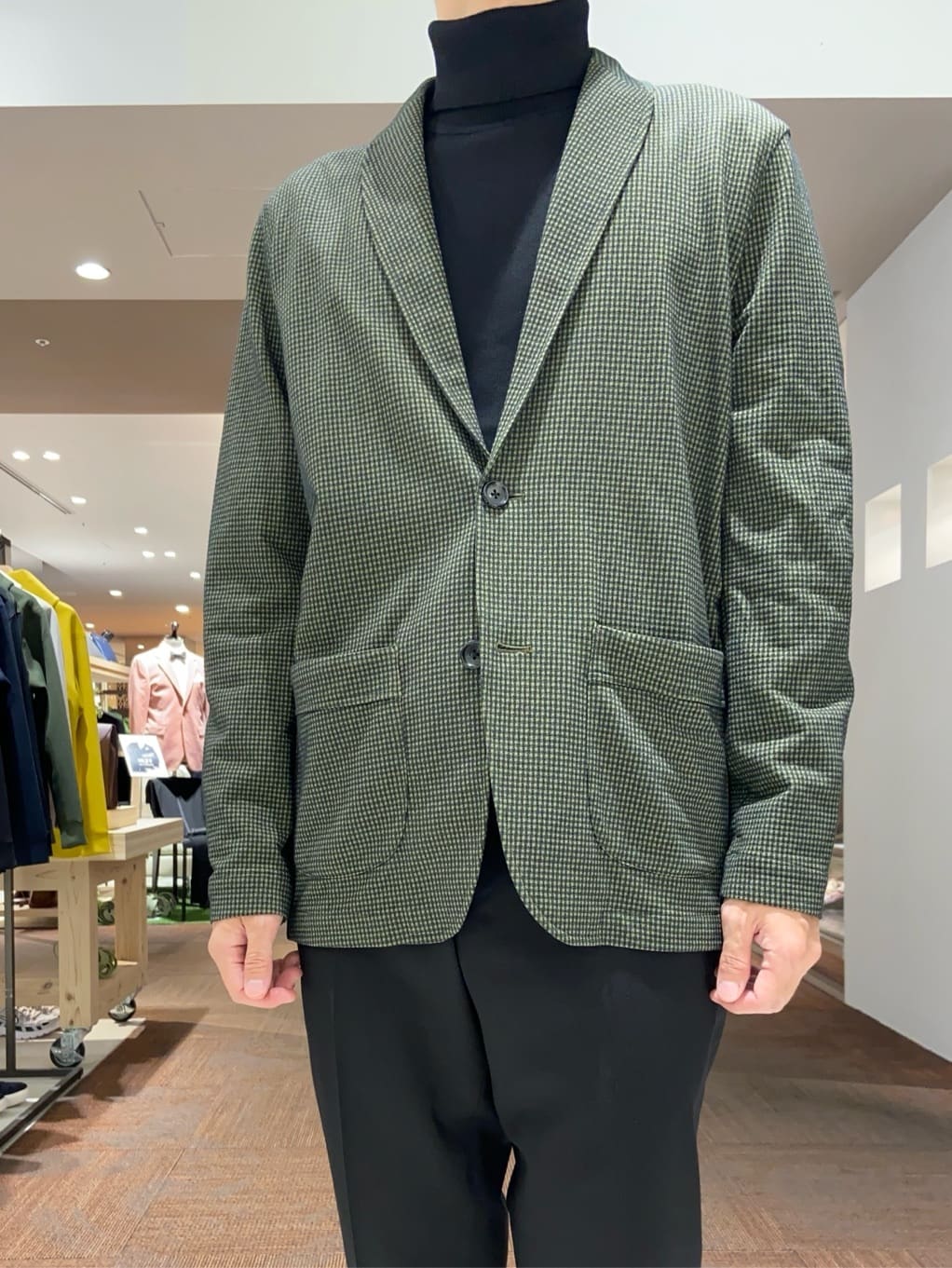 わいずみさんの「TAKEO KIKUCHI｜【Sサイズ～】ディープブラックスラックス」を使ったコーディネート