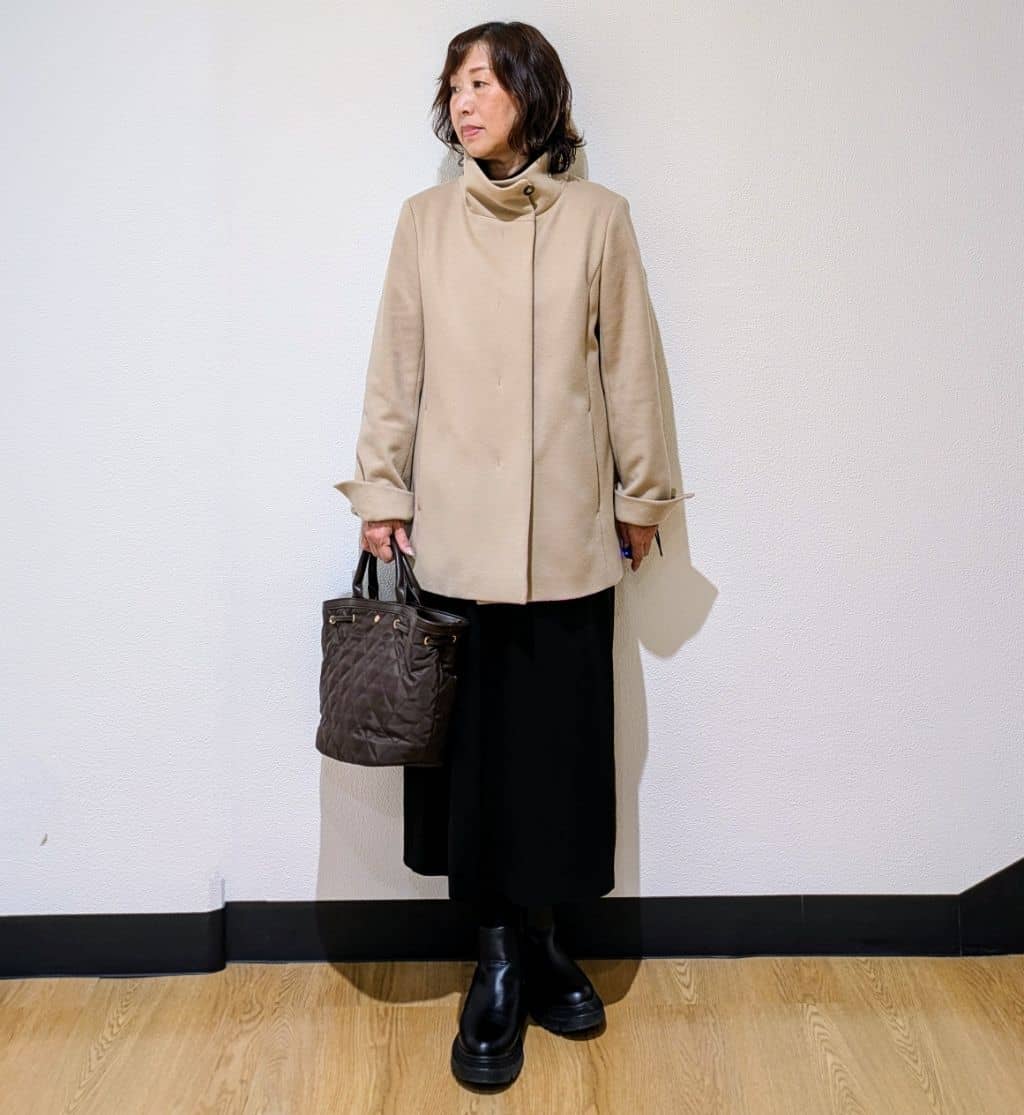 もんさんの「Reflect｜【SS-4Lサイズ／衿が顔に当たらない◎】スタンドネックミドルコート」を使ったコーディネート