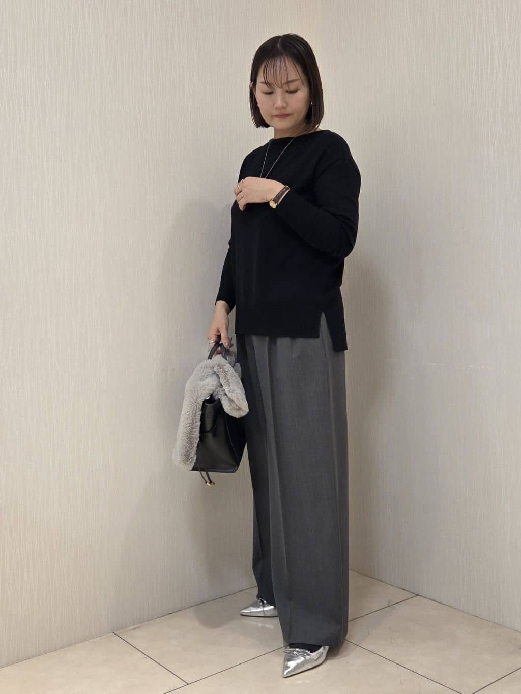 naokoさんの「UNTITLED｜【8色展開/体型カバー】魅せるタイムレスニット」を使ったコーディネート