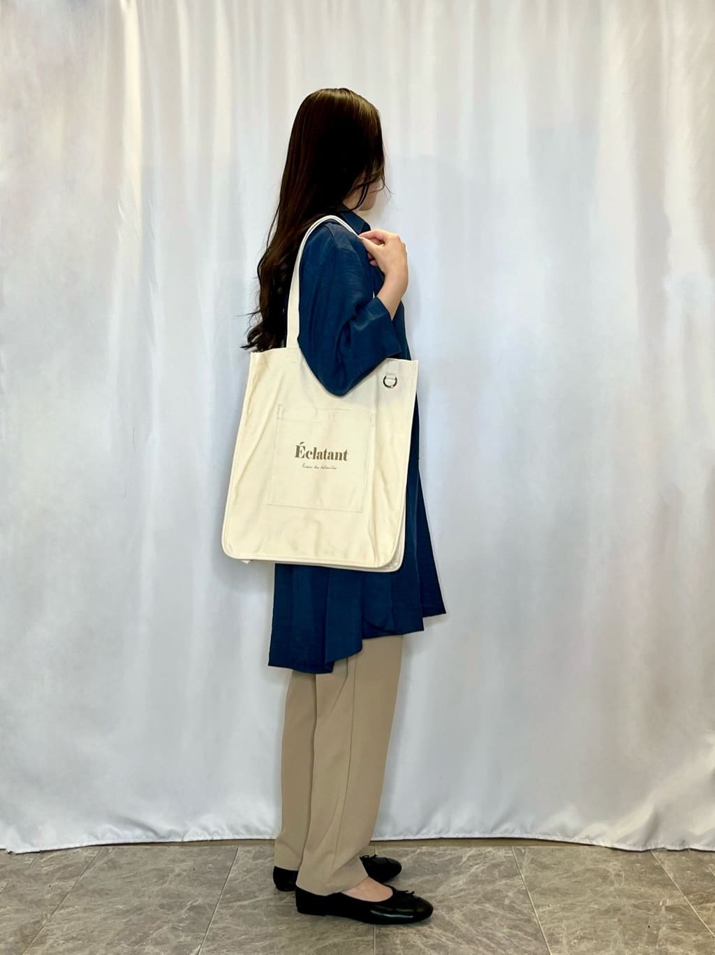 おうめさんの「SHOO･LA･RUE｜【S-LL/体型カバー】さらっとしたタッチが魅力 デニムライクチュニック」を使ったコーディネート