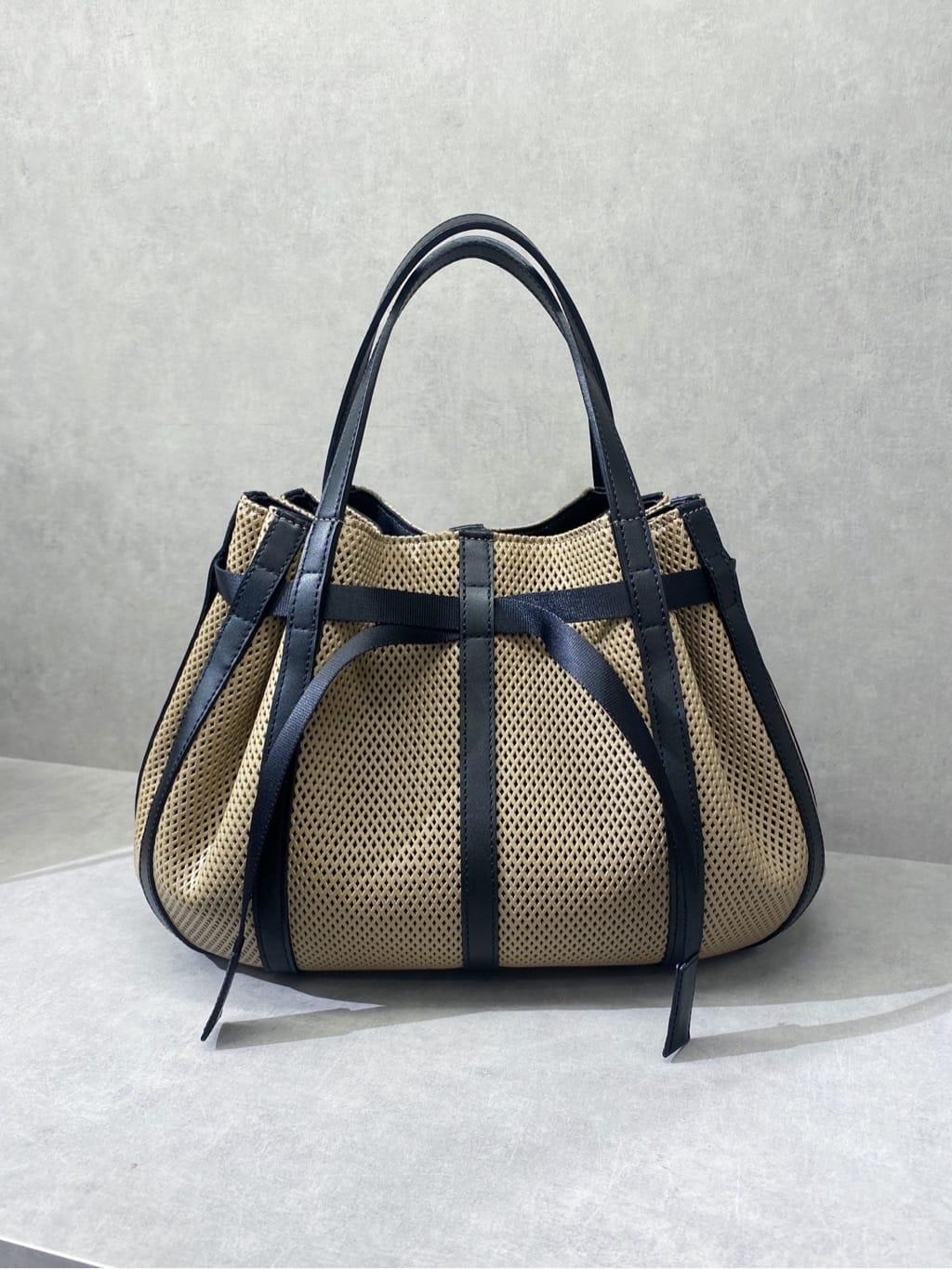 Uさんの「HIROKO HAYASHI｜PANIER（パニエ） ハンドバッグ」を使ったコーディネート