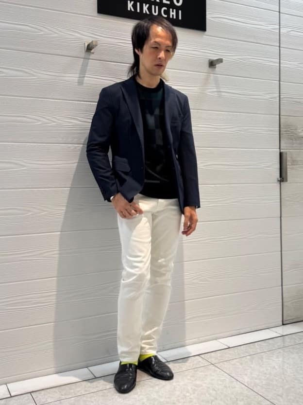 井出恭輔さんの「TAKEO KIKUCHI｜【Sサイズ～】ストレッチ デニム パンツ」を使ったコーディネート