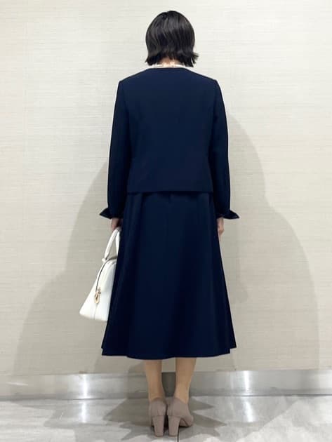 なつよさんの「UNTITLED｜◆【通勤スーツ】ノーカラージャケット」を使ったコーディネート