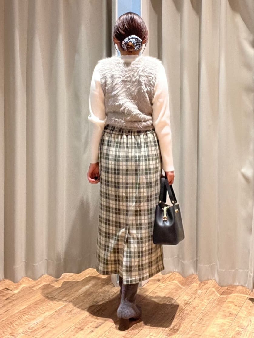 もんちゃんさんの「SHOO･LA･RUE｜起毛ニットブーツ」を使ったコーディネート